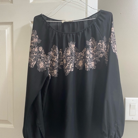 Loft - Picture 1 of 1